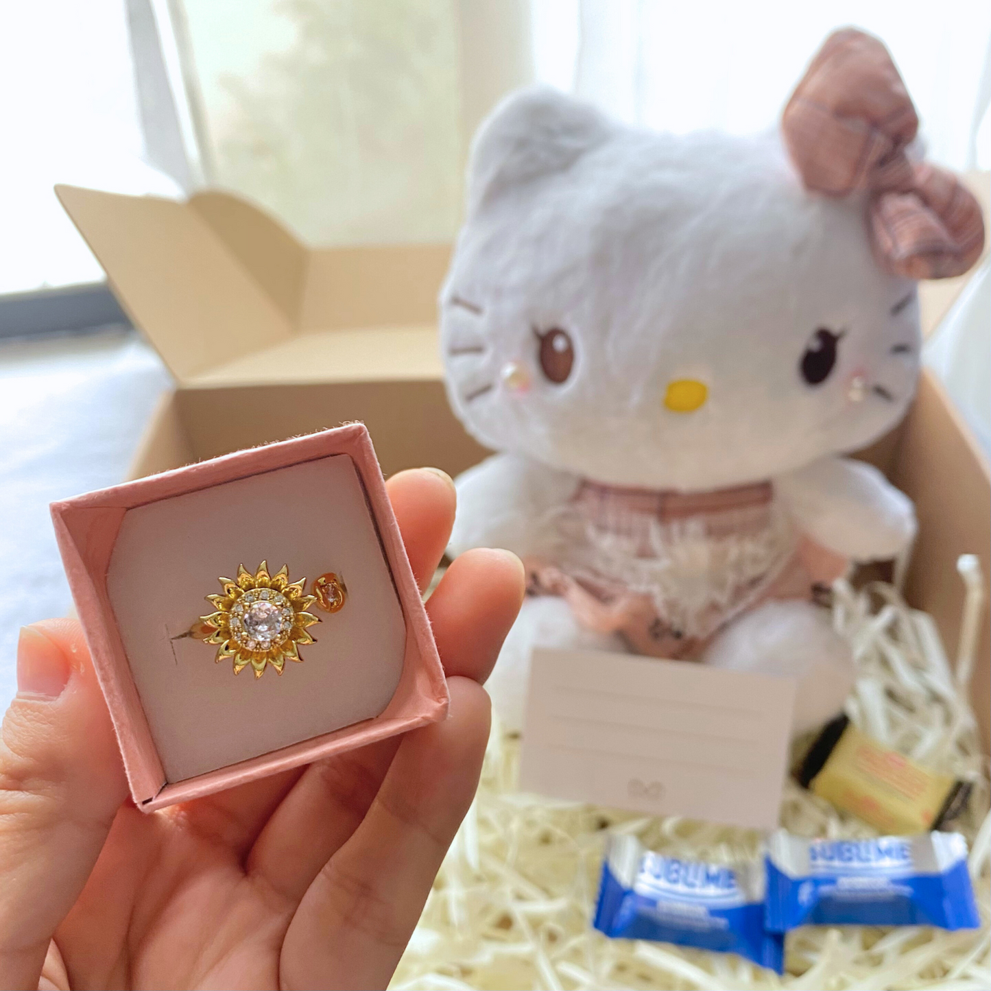 ✨💍 Brillo de Ternura: Peluche + Anillo Giratorio de tu elección