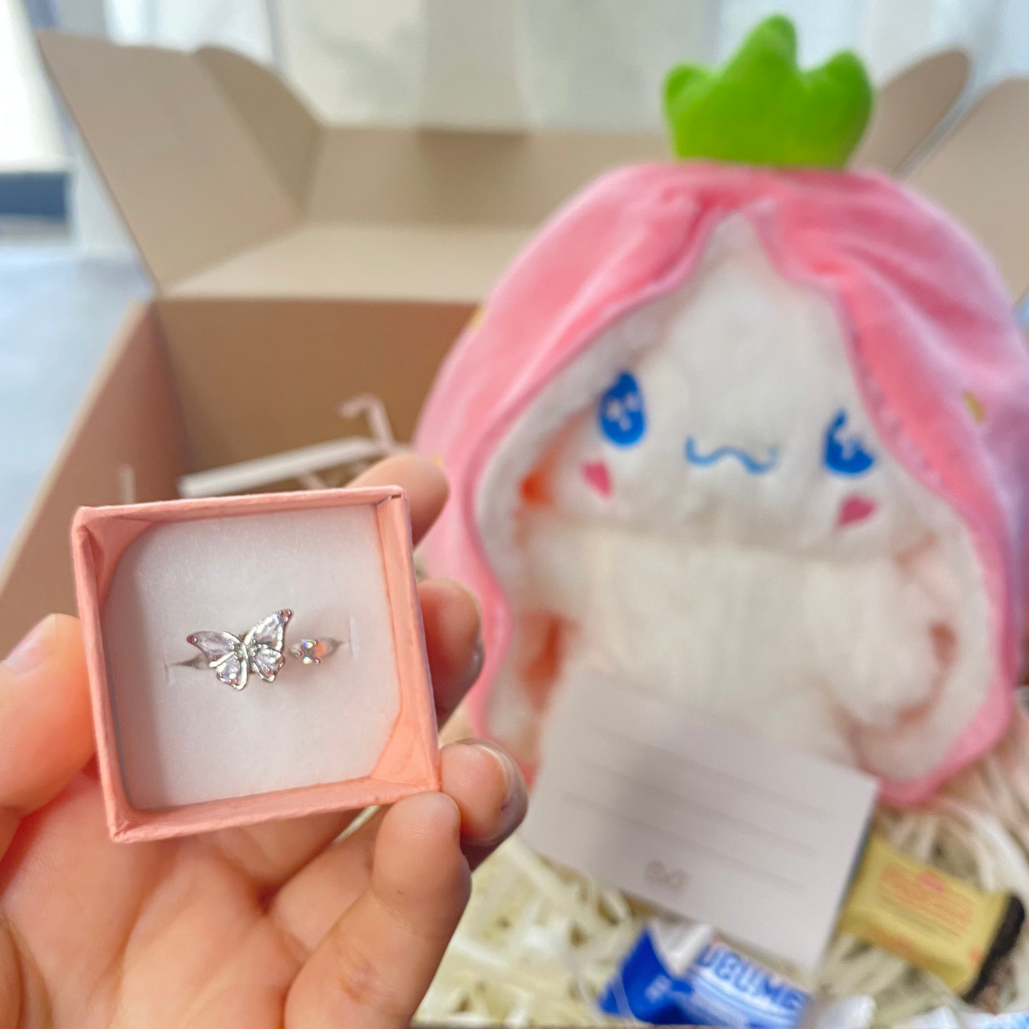 ✨💍 Brillo de Ternura: Peluche + Anillo Giratorio de tu elección